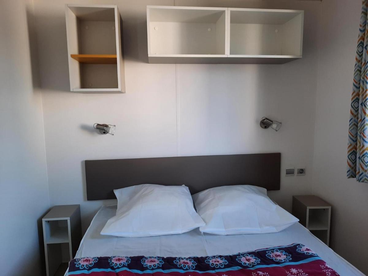 Camping Le Robinson Hotel โคลวิลล์-ซัวร์-แมร์ ภายนอก รูปภาพ